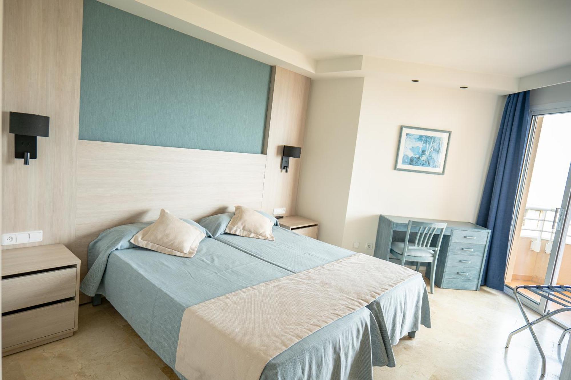 Aparthotel Dunes Platja Кан-Пікафорт Екстер'єр фото